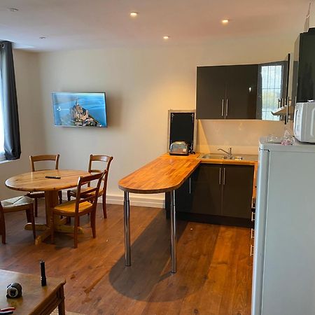 Chambres D'Hotes Autour De La Rose Honfleur Luaran gambar